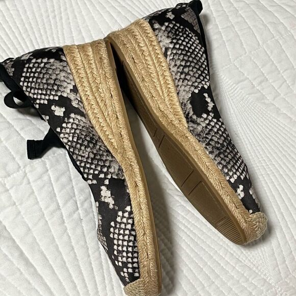 🎉HP🎉EUC Tory Burch Heather Ankle-Wrap Espadrille Wedge Sandal Size 6.5 M RoccIia - Picture 8 of 14